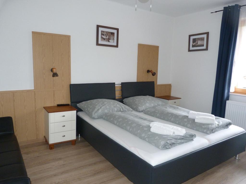 Pension Kitty Portschach am Woerthersee Ngoại thất bức ảnh